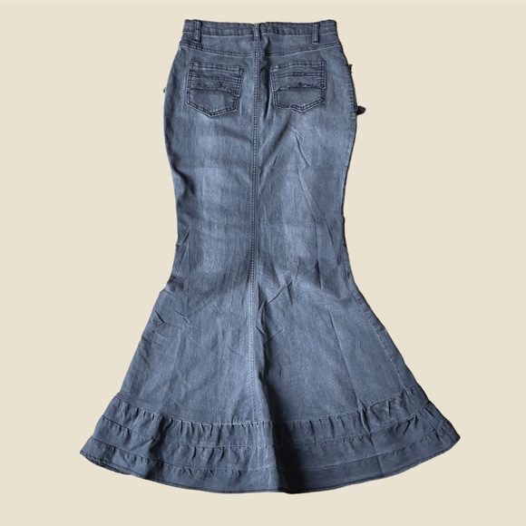 Dark Washed Denim Midi Skirt - Picture 3 of 5